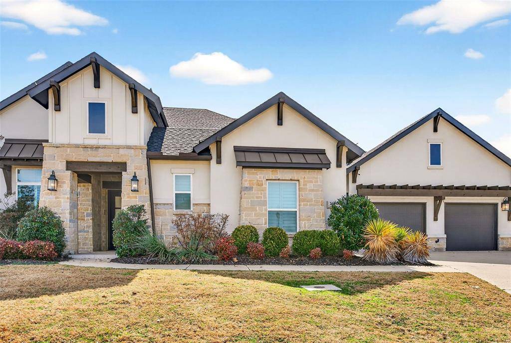 2105 Foxborough Trail, Flower Mound, TX 75028