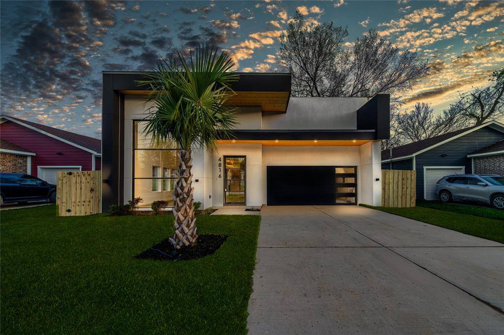 4816 Zealand Street, Dallas, TX 75216