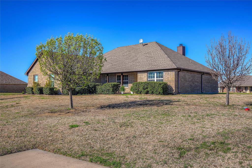 515 Hubbard Circle, Nevada, TX 75173