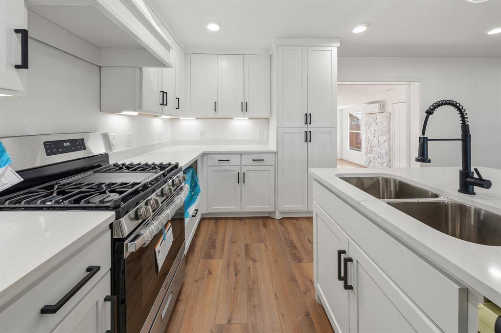 1710 E Tucker Boulevard, Arlington, TX 76010