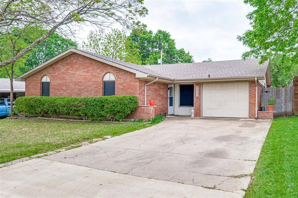 1717 Parkhaven Drive, Seagoville, TX 75159