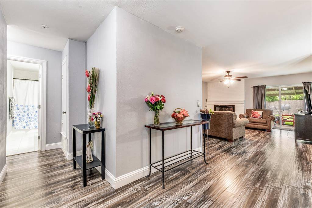 1717 Parkhaven Drive, Seagoville, TX 75159