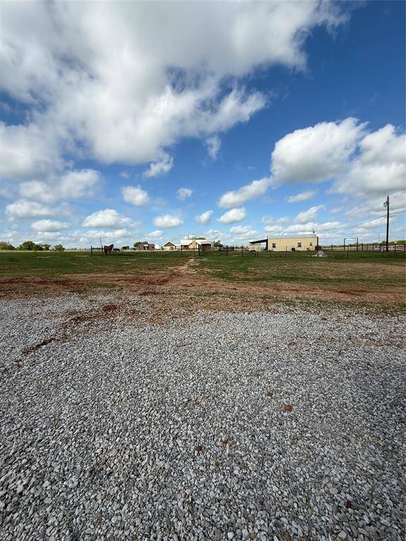 9983 Mineral Wells #B, Weatherford, TX 76088