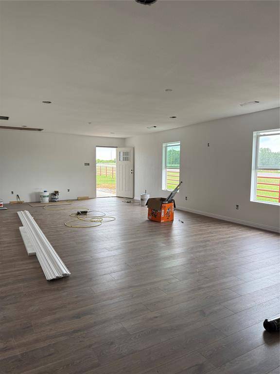 9983 Mineral Wells #B, Weatherford, TX 76088