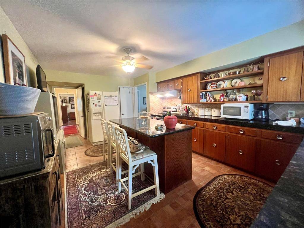 7334 Daingerfield Drive, Dallas, TX 75227