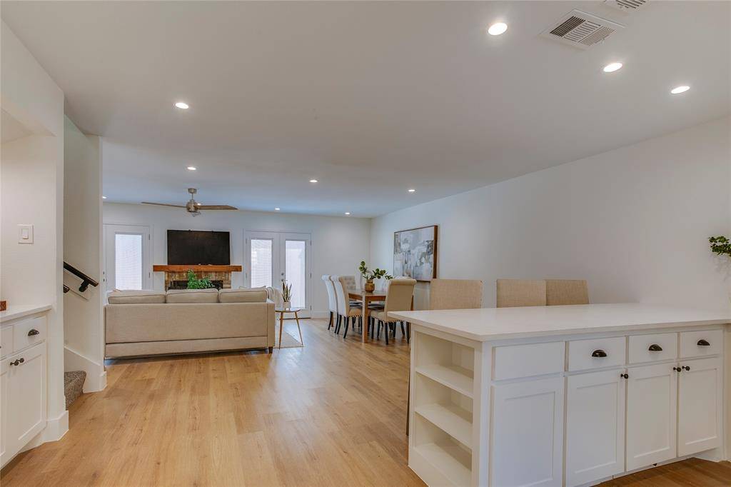 2143 Kessler Court #38, Dallas, TX 75208