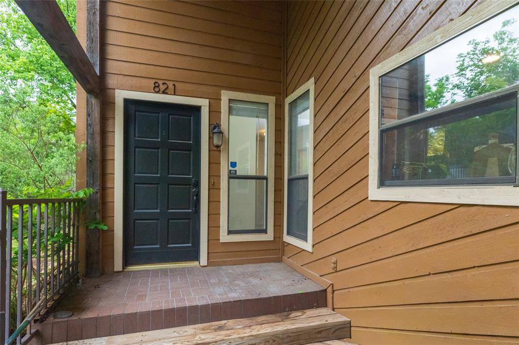 821 Cherlynne Drive, Cedar Hill, TX 75104