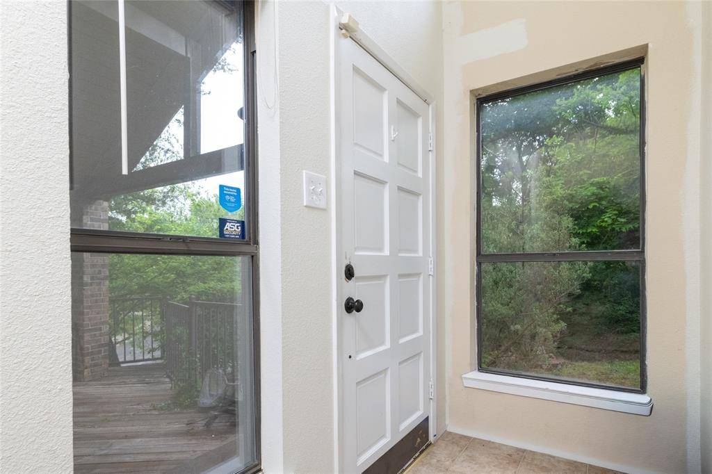 821 Cherlynne Drive, Cedar Hill, TX 75104