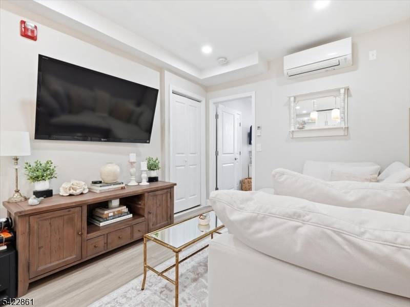 406 Madison St #3R, Hoboken City, NJ 07030