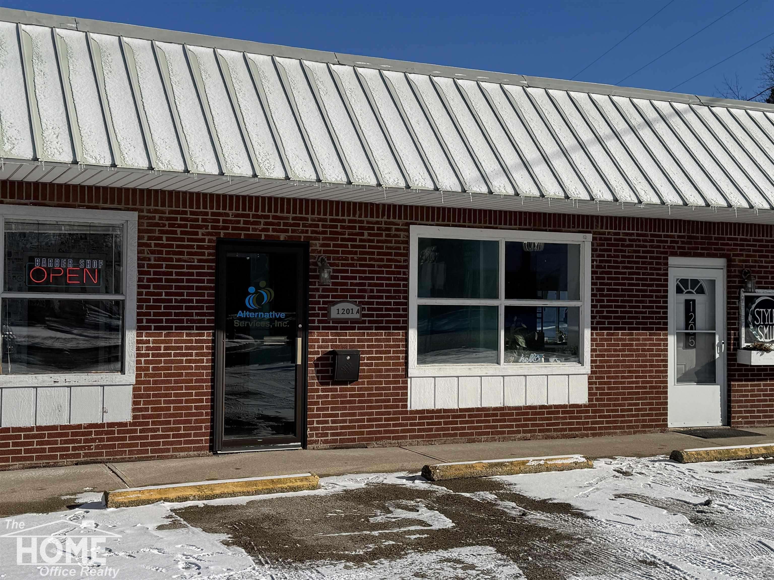 1201 Corunna AVE, Owosso, MI 48867