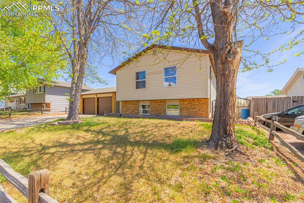 7115 Grand Valley DR, Colorado Springs, CO 80911