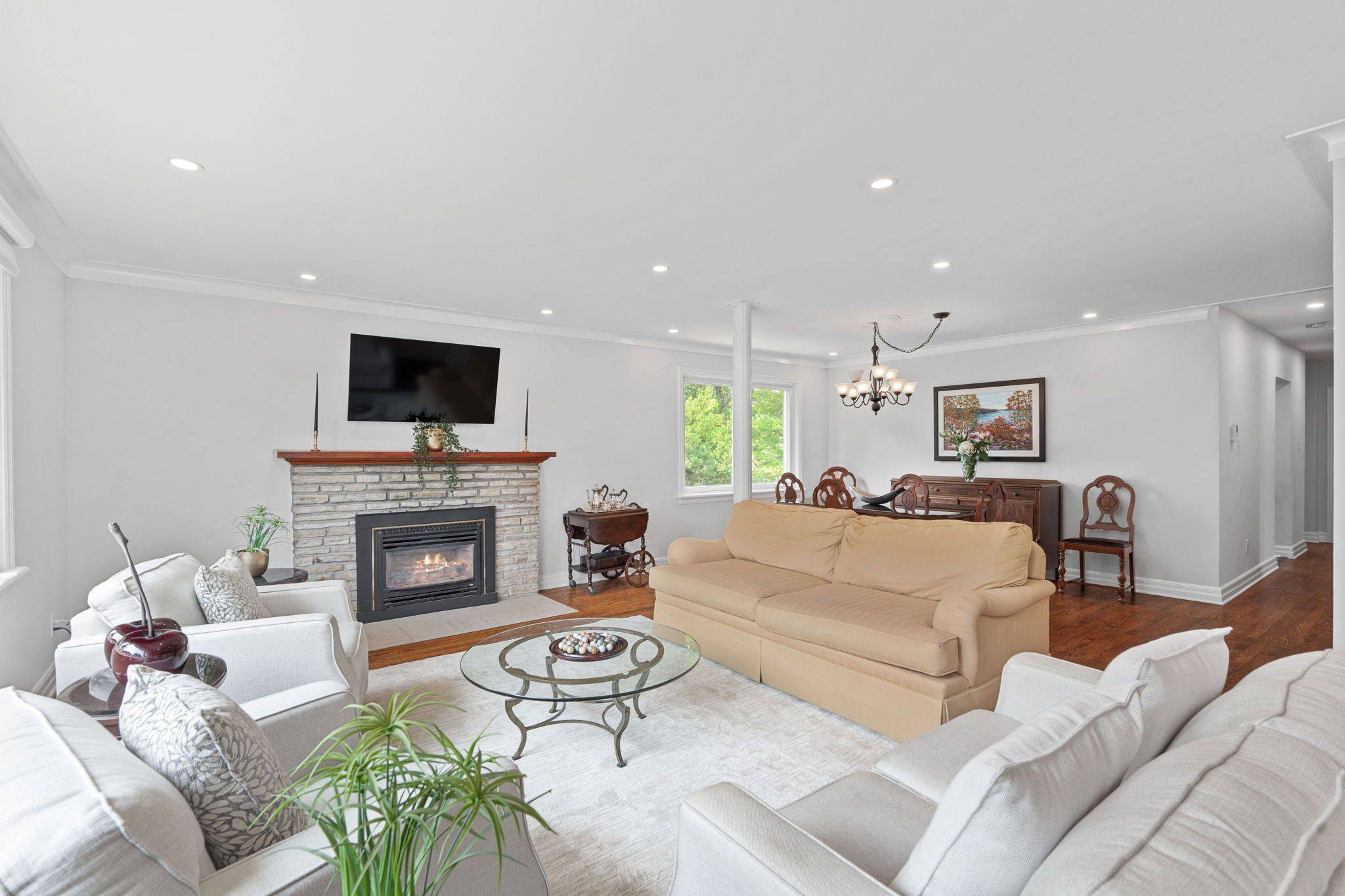 249 Faircrest RD, Alta Vista And Area, ON K1H 5C9