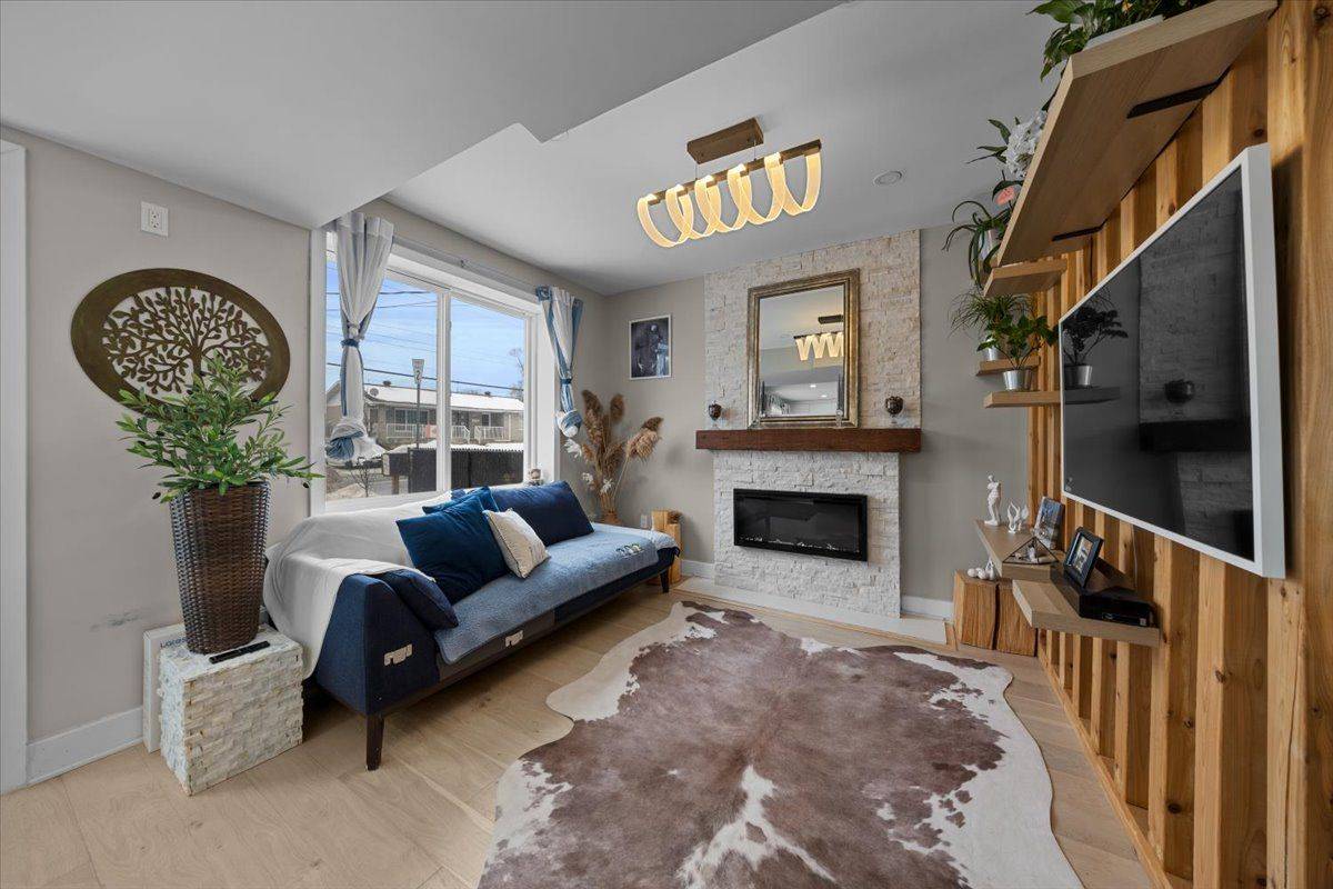 2234 Laval ST, Clarence-rockland, ON K0A 1E0