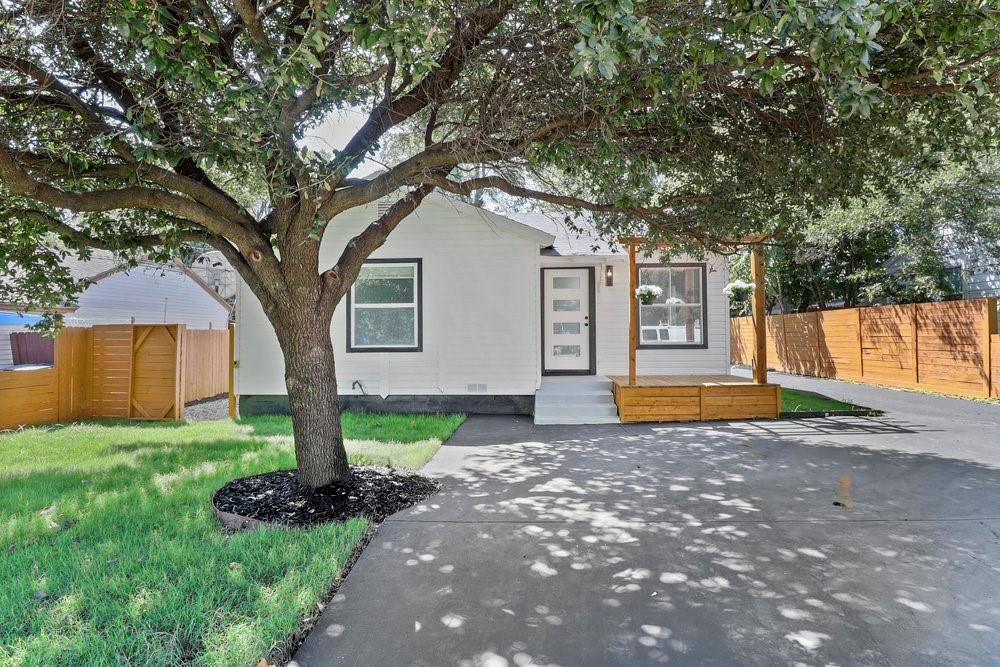 3910 Shelley Boulevard, Dallas, TX 75211