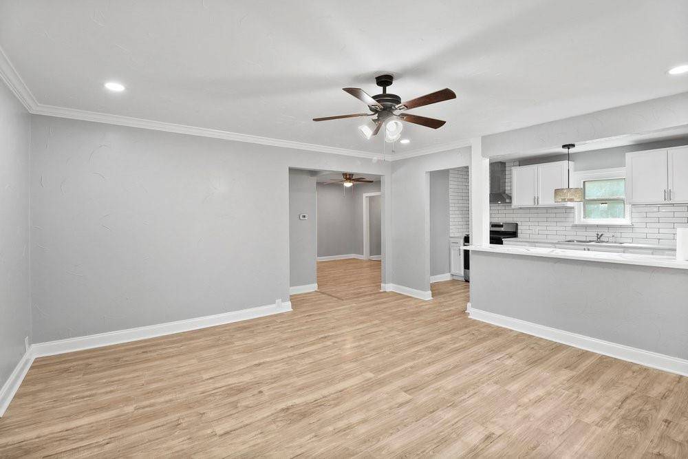 3910 Shelley Boulevard, Dallas, TX 75211