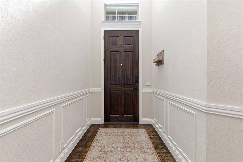 11728 Dixon Drive, Fort Worth, TX 76108