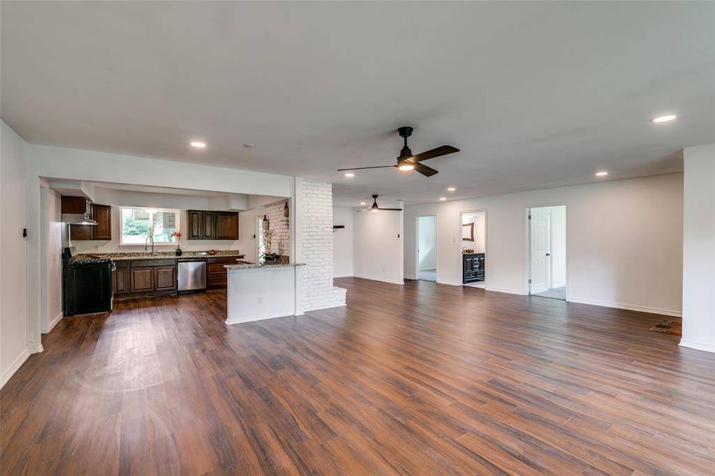 977 Green Castle Drive, Dallas, TX 75232