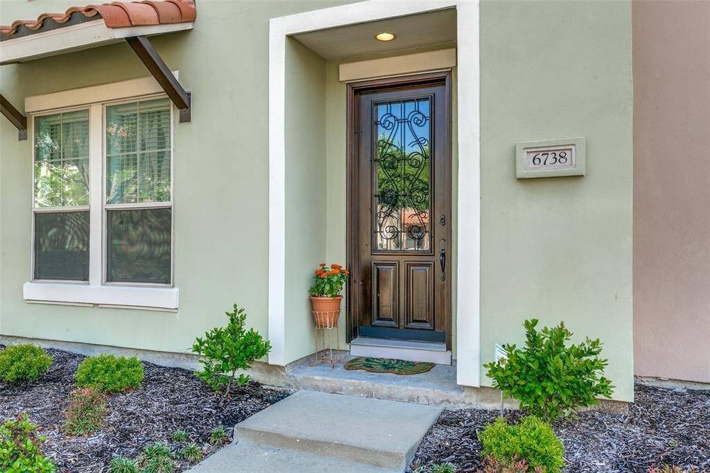 6738 Plaza Via, Irving, TX 75039