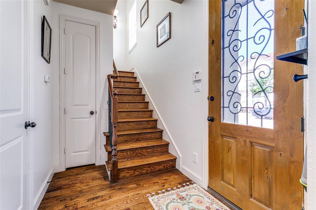 6738 Plaza Via, Irving, TX 75039