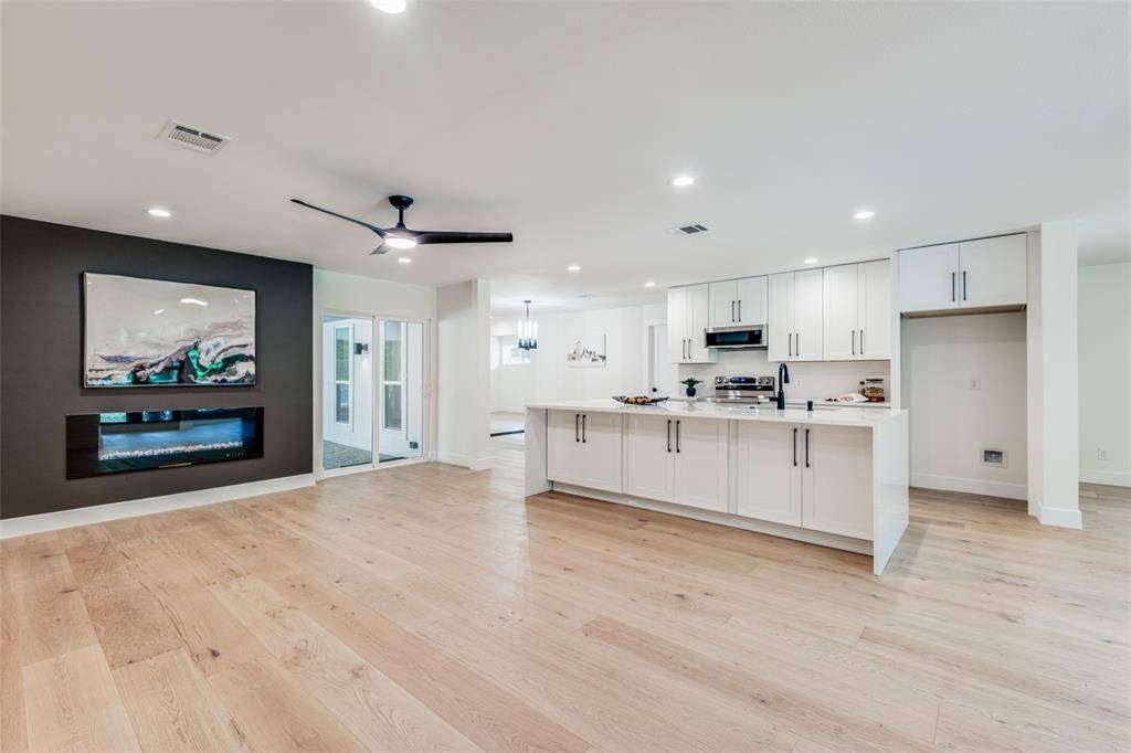 1516 W Five Mile Parkway, Dallas, TX 75224