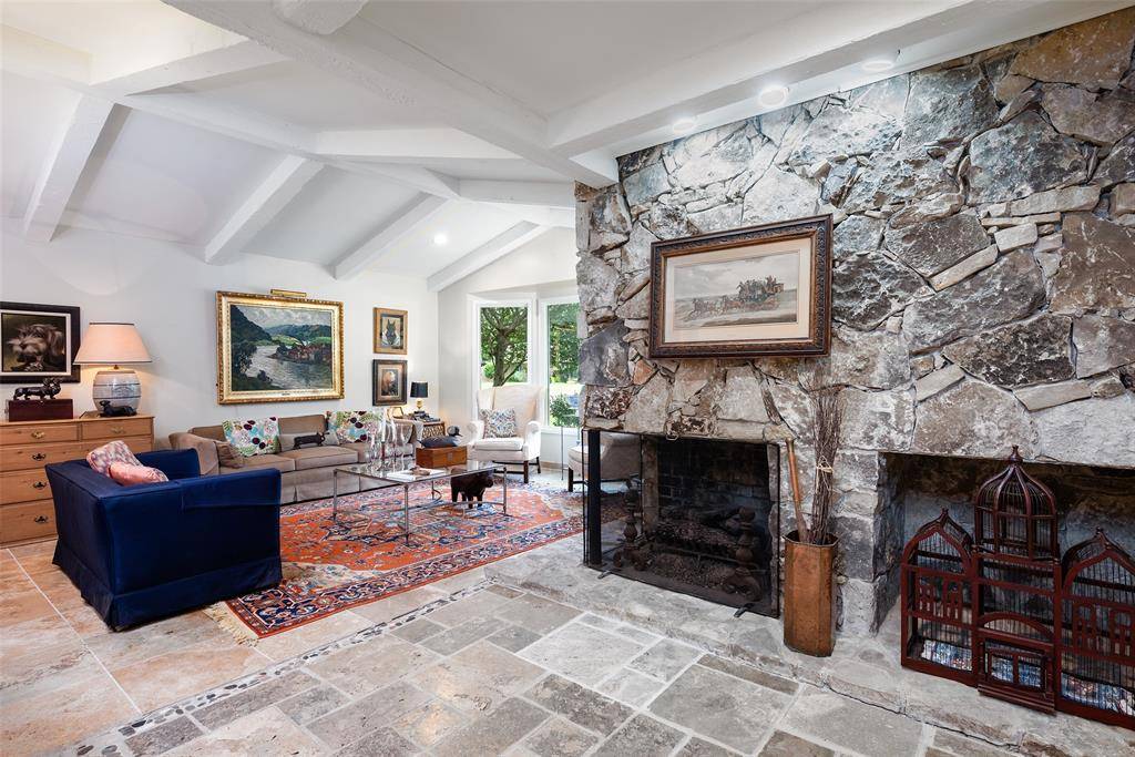 10107 Cromwell Drive, Dallas, TX 75229