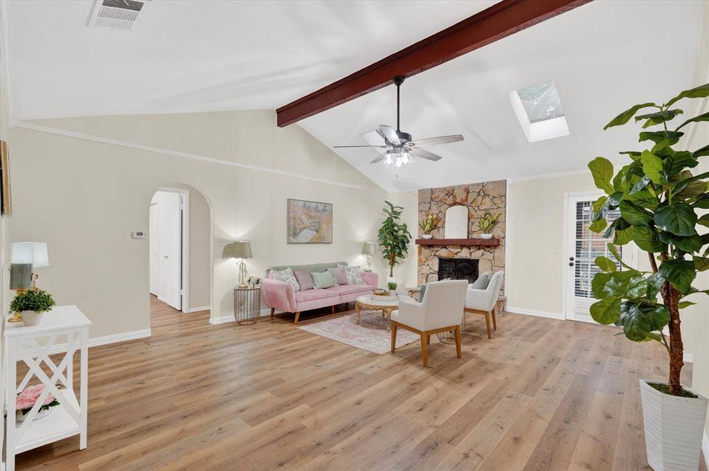 5714 Cherrywood Lane, Arlington, TX 76016