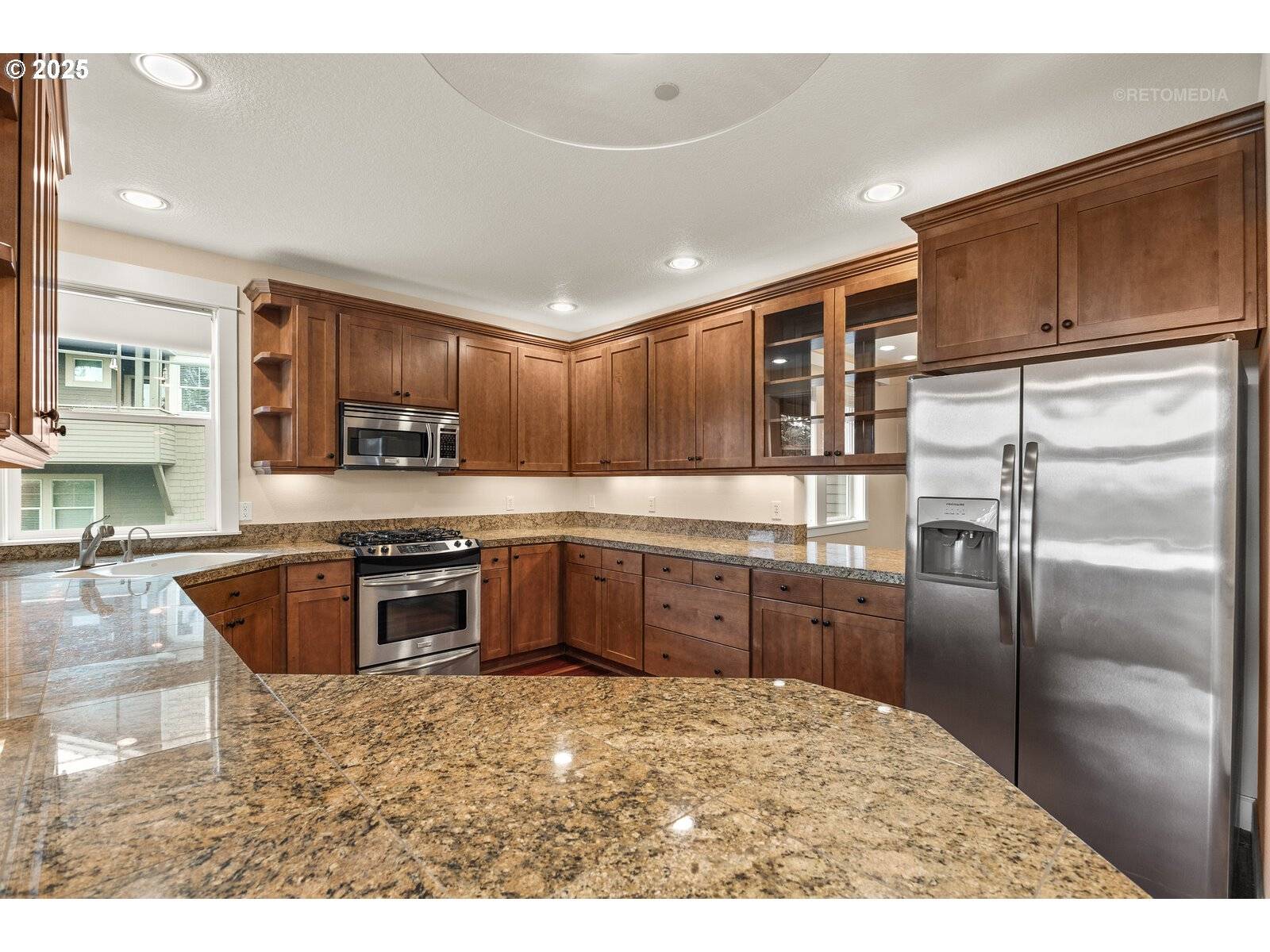 10211 SE BRISTOL LN, Happy Valley, OR 97086