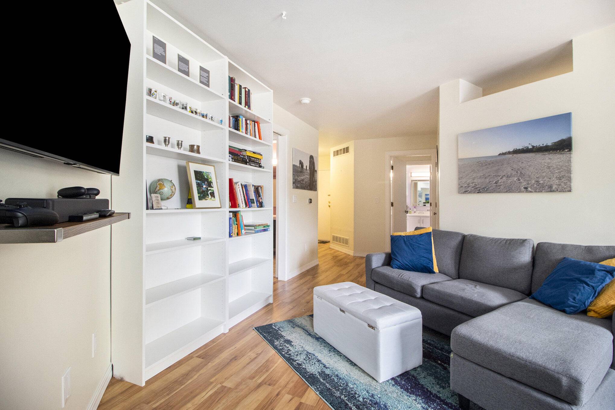 2221 S Huron Pkwy #2, Ann Arbor, MI 48104