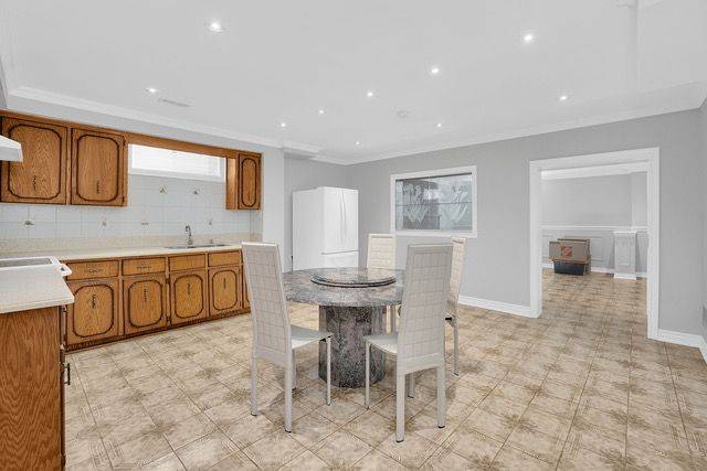 99 Willis RD #Lower, Vaughan, ON L4L 2S4