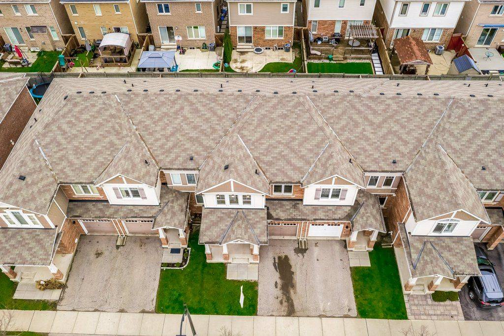 329 Gooding CRES, Milton, ON L9E 0A9