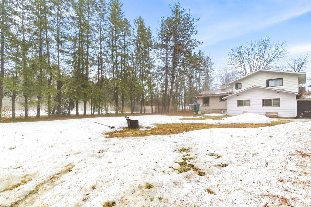 33698 Highway 17 HWY W, Deep River, ON K0J 1P0
