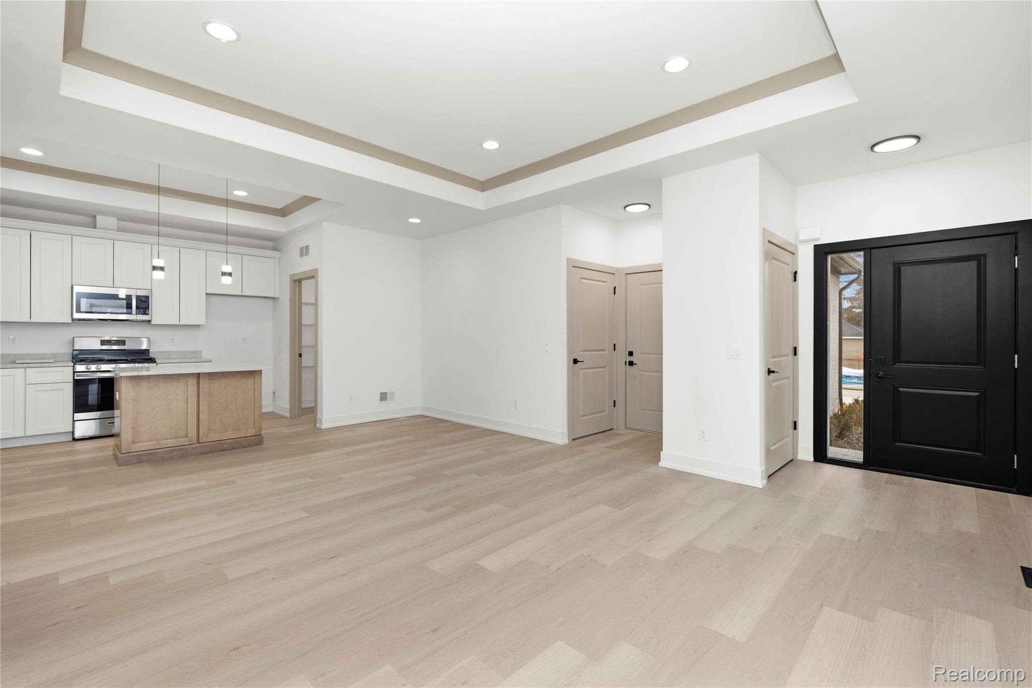 21951 Deer Brook DR #4, Southfield, MI 48075