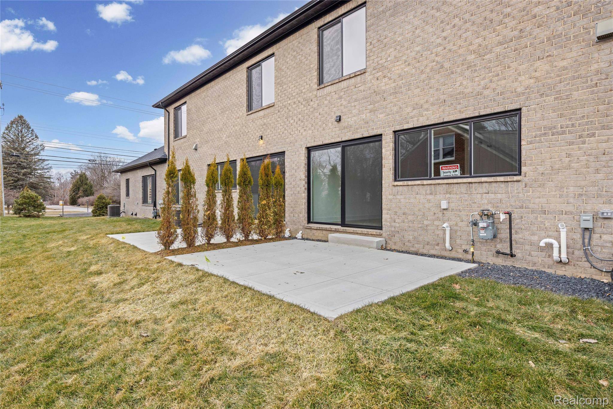 21955 Deer Brook DR #3, Southfield, MI 48075