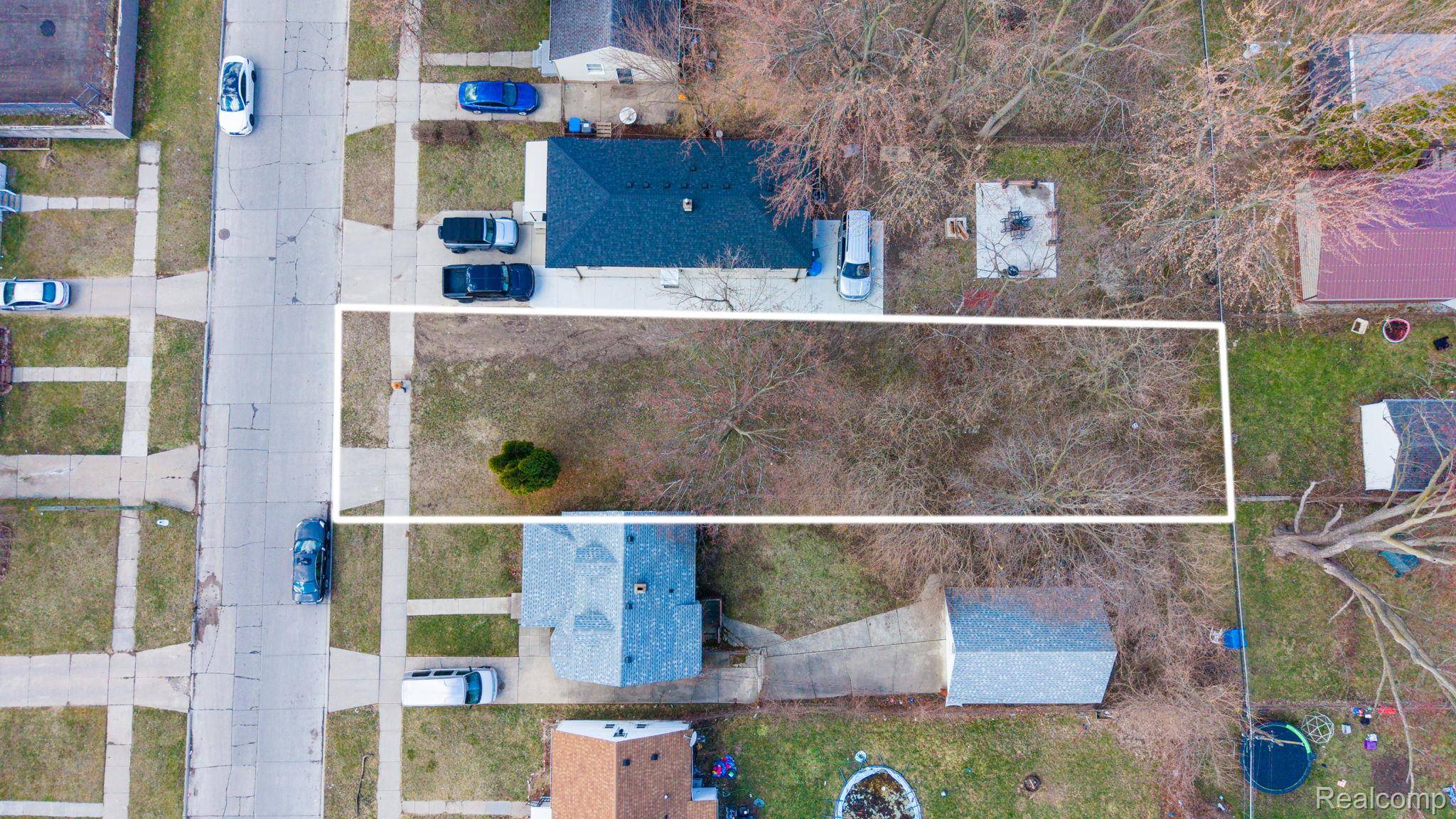 26166 Powers AVE, Dearborn Heights, MI 48125