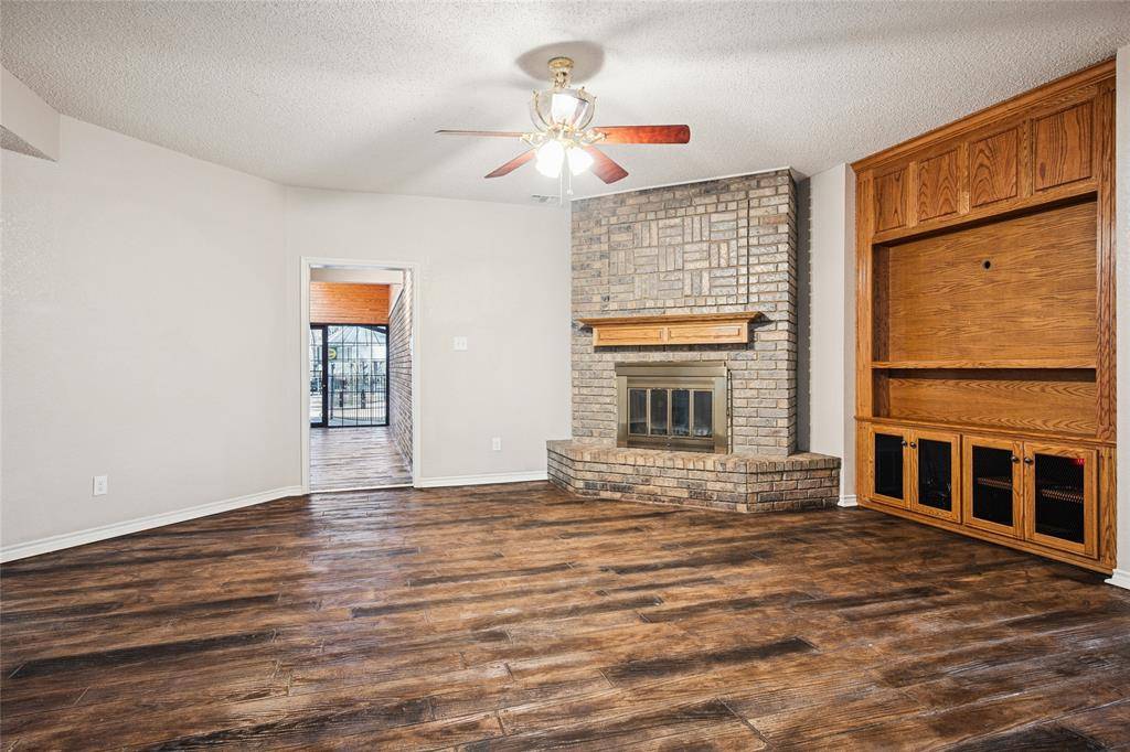 6707 US 287 Highway, Arlington, TX 76001