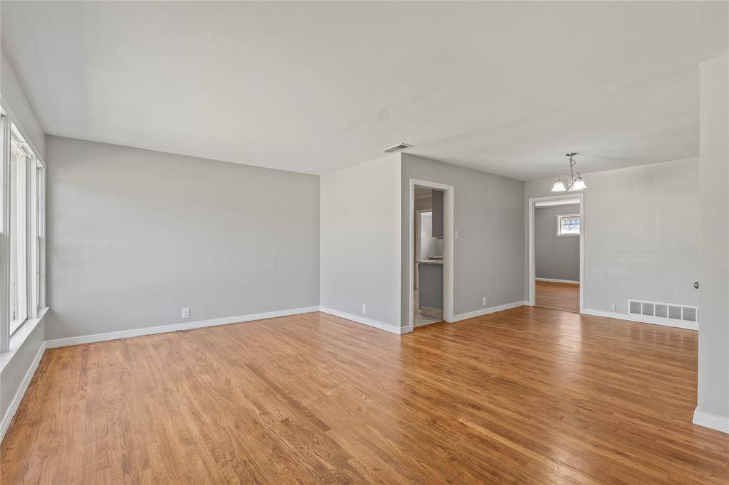 1602 Glen Avenue, Dallas, TX 75216