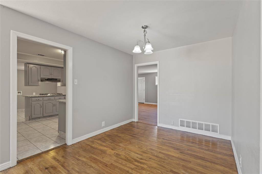 1602 Glen Avenue, Dallas, TX 75216