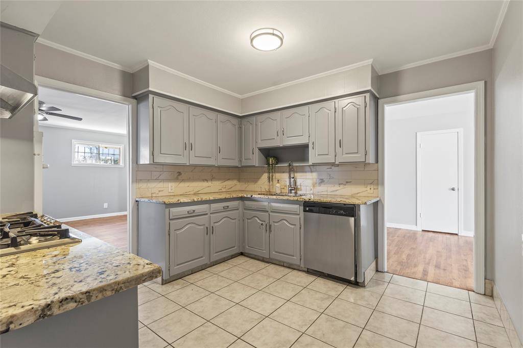 1602 Glen Avenue, Dallas, TX 75216