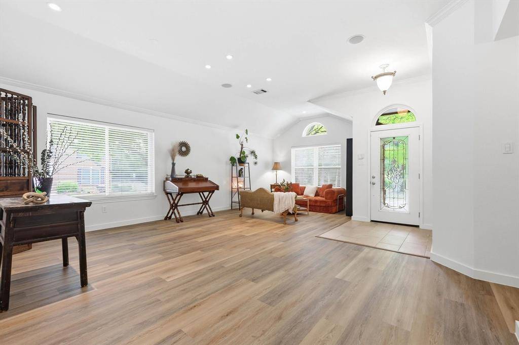 3424 Briargrove Lane, Dallas, TX 75287