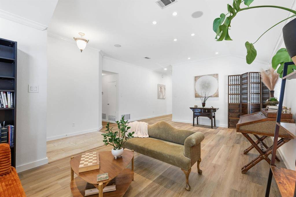 3424 Briargrove Lane, Dallas, TX 75287