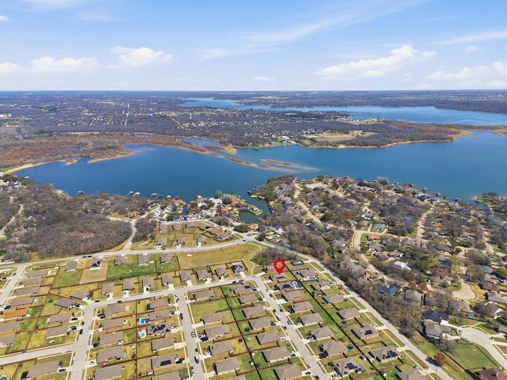 448 Regatta Lane, Azle, TX 76020