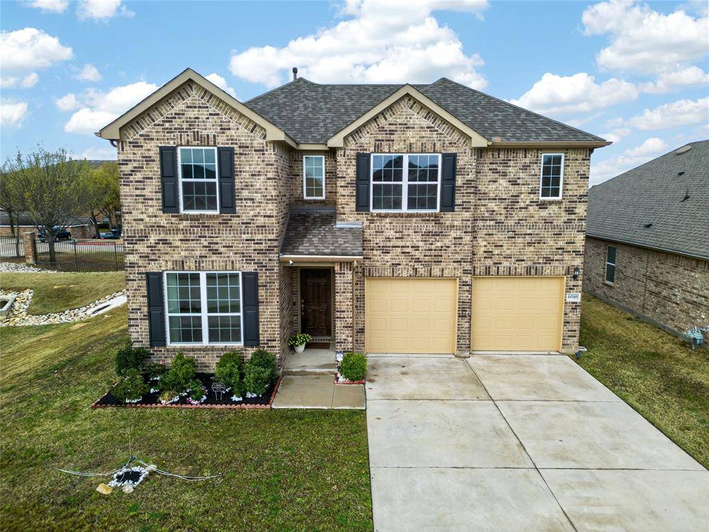 6049 Iron Creek Road, Fort Worth, TX 76137