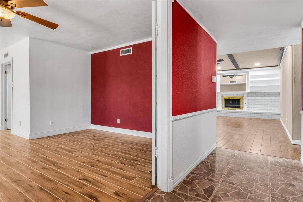 1813 Dodge Trail, Grand Prairie, TX 75052