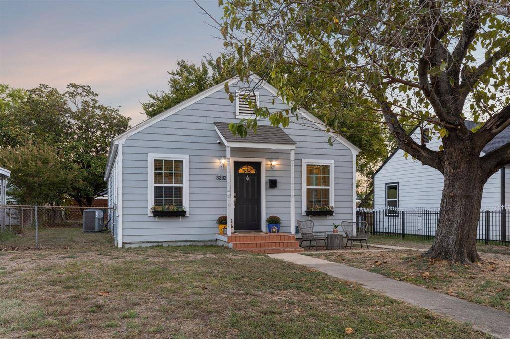 3202 Aster Street, Dallas, TX 75211