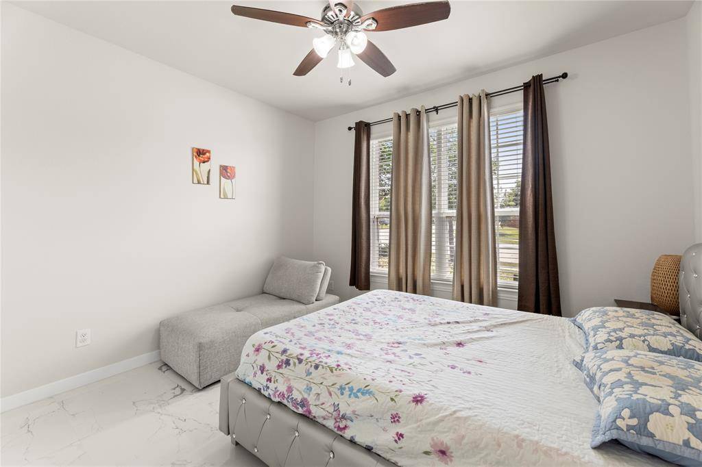 686 Sailors Avenue, Lewisville, TX 75056