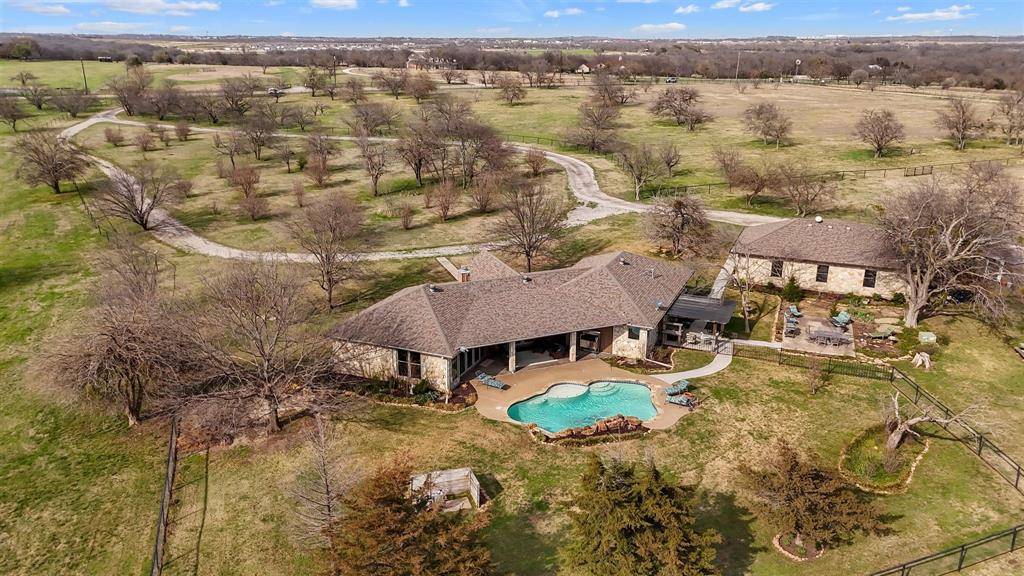 9711 Jim Christal Road, Krum, TX 76249