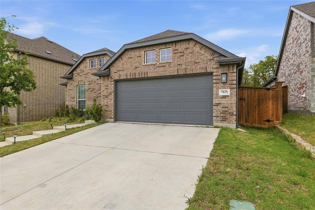 7029 Buffalo Cross Trail, Fort Worth, TX 76120