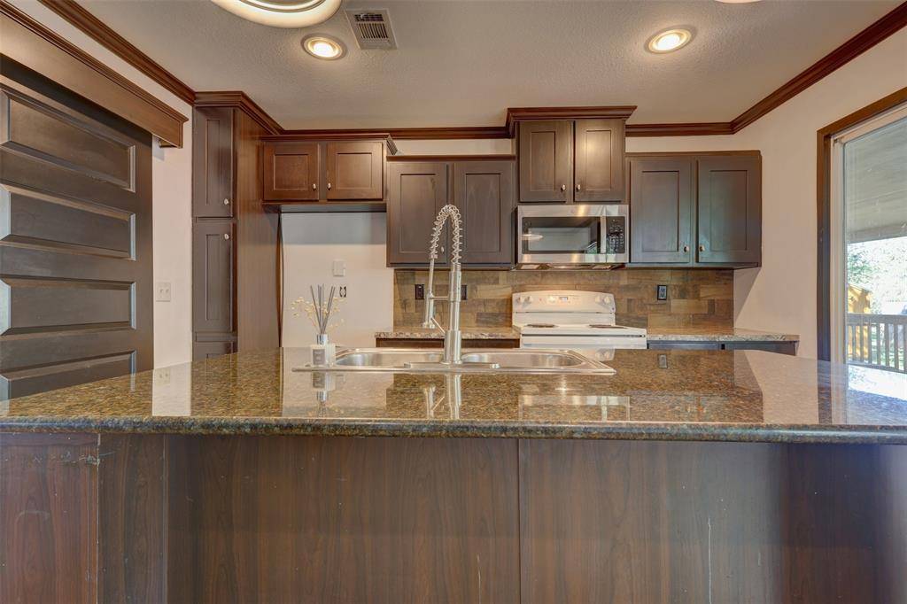 119 Post Oak Road, Whitney, TX 76692