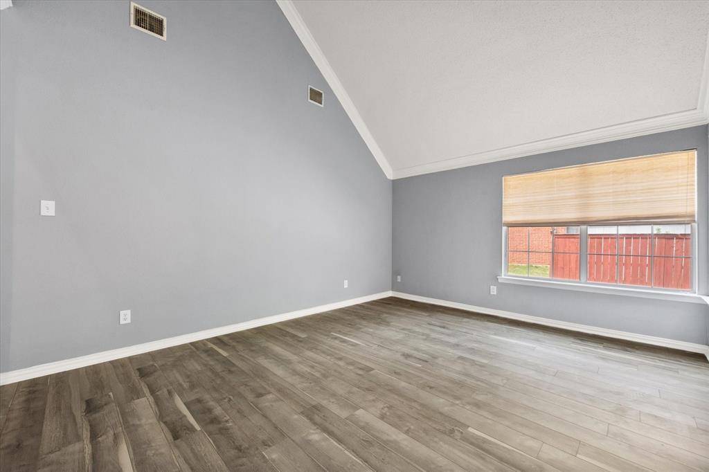 301 Andre Drive, Irving, TX 75063