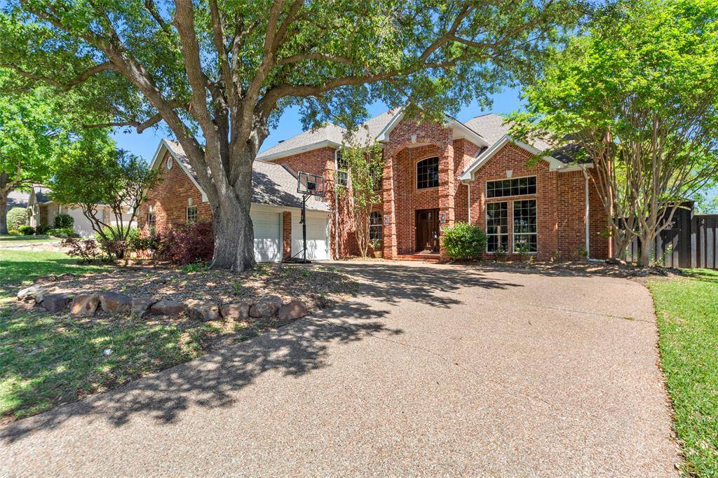 917 Hills Creek Drive, Mckinney, TX 75072
